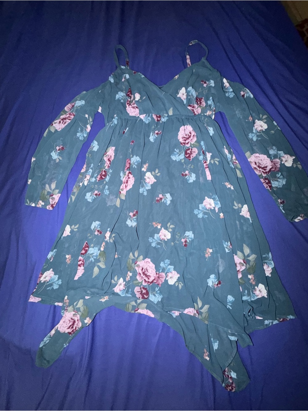 1X Torrid Floral Cold-Shoulder V-Neck Dress in Navy with Pink Roses